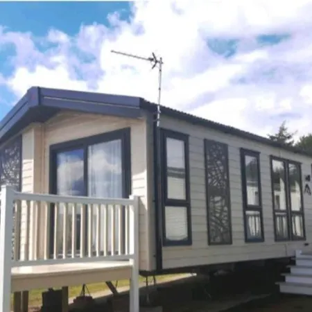 View Point Lodge Newton on the Moor Экстерьер фото